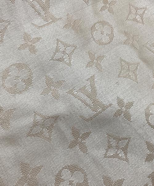 LOUIS VUITTON（ルイ ヴィトン）LOUIS VUITTON (ルイ ヴィトン) 大判ストール ベージュの古着・服飾アイテム