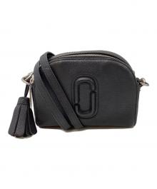 MARC JACOBS（マークジェイコブス）の古着「シャッタースモールカメラバッグ」｜ブラック