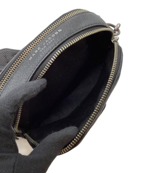 MARC JACOBS（マークジェイコブス）MARC JACOBS (マークジェイコブス) シャッタースモールカメラバッグ ブラックの古着・服飾アイテム
