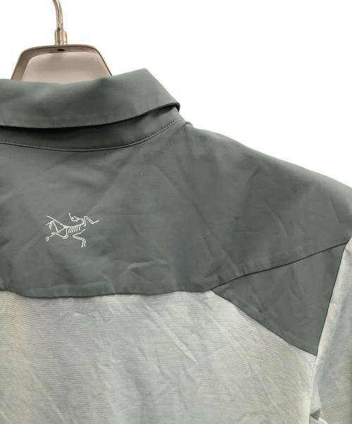 ARC'TERYX（アークテリクス）ARC'TERYX (アークテリクス) ポロシャツ グレー サイズ:Mの古着・服飾アイテム