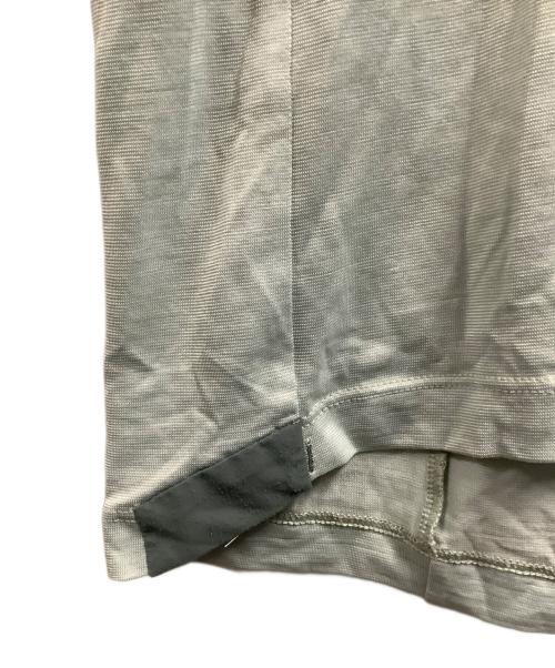 ARC'TERYX（アークテリクス）ARC'TERYX (アークテリクス) ポロシャツ グレー サイズ:Mの古着・服飾アイテム