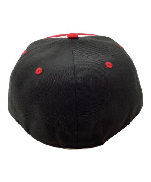 New Era（ニューエラ）New Era (ニューエラ) キャップ レッド×ホワイト×ブラック サイズ:57.7cmの古着・服飾アイテム