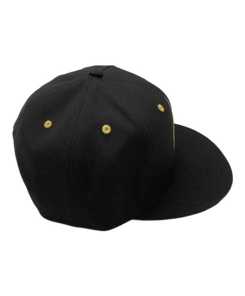 New Era（ニューエラ）New Era (ニューエラ) キャップ ブラック×ゴールド サイズ:MLサイズの古着・服飾アイテム
