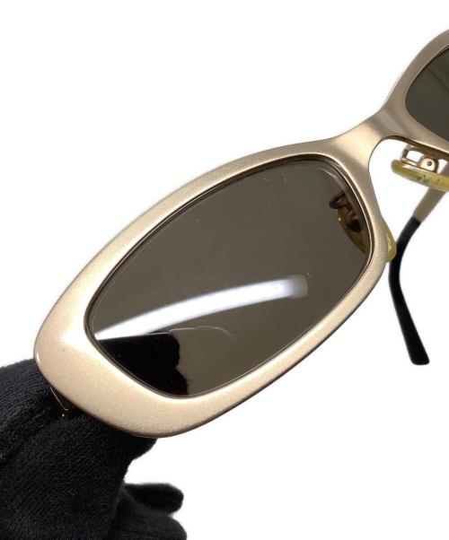 DOLCE & GABBANA（ドルチェ＆ガッバーナ）DOLCE & GABBANA (ドルチェ＆ガッバーナ) サングラス ゴールド×ブラック サイズ:48□17　135の古着・服飾アイテム
