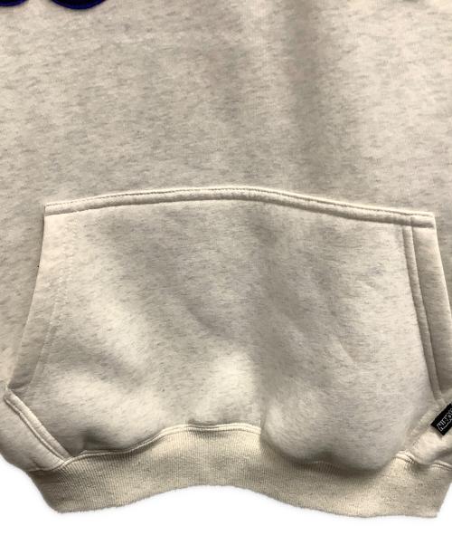 Chillin（チリン）Chillin (チリン) パーカー グレー サイズ:Lの古着・服飾アイテム