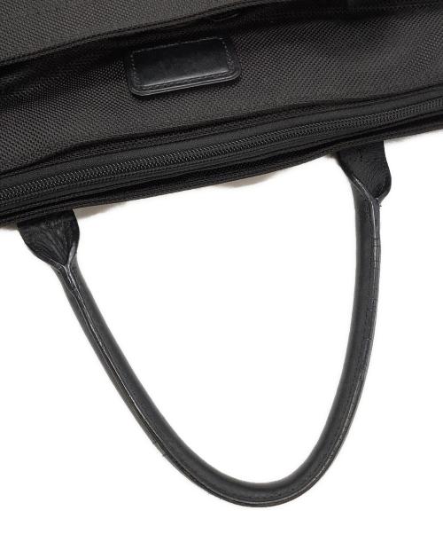 TUMI（トゥミ）TUMI (トゥミ) バッグ ブラックの古着・服飾アイテム