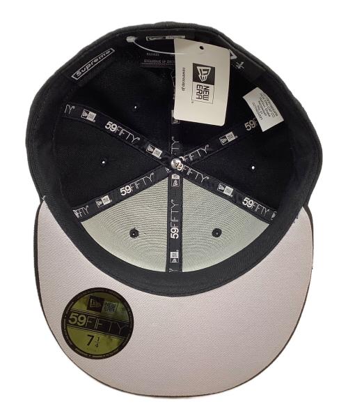 New Era（ニューエラ）New Era (ニューエラ) SUPREME (シュプリーム) キャップ ブラック サイズ:57.7cmの古着・服飾アイテム