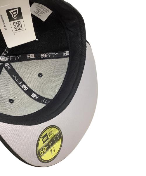 New Era（ニューエラ）New Era (ニューエラ) SUPREME (シュプリーム) キャップ ブラック サイズ:57.7cmの古着・服飾アイテム