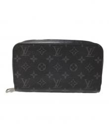 LOUIS VUITTON（ルイ ヴィトン）の古着「ラウンドファスナー財布」｜ブラック