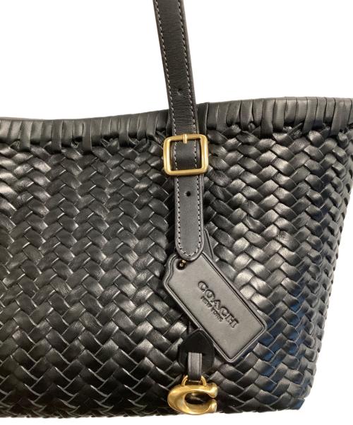 COACH（コーチ）COACH (コーチ) ウーブンスウィングトートバッグ ブラックの古着・服飾アイテム