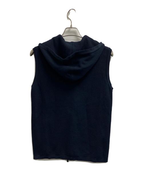 EMPORIO ARMANI（エンポリオ アルマーニ）EMPORIO ARMANI (エンポリオ アルマーニ) フーデットベスト ネイビー サイズ:ｻｲｽﾞ　50の古着・服飾アイテム