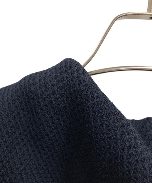 EMPORIO ARMANI（エンポリオ アルマーニ）EMPORIO ARMANI (エンポリオ アルマーニ) フーデットベスト ネイビー サイズ:ｻｲｽﾞ　50の古着・服飾アイテム