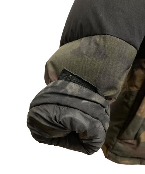 THE NORTH FACE（ザ ノース フェイス）THE NORTH FACE (ザ ノース フェイス) ダウンジャケット グリーン×ブラック×ブラウン サイズ:Lの古着・服飾アイテム