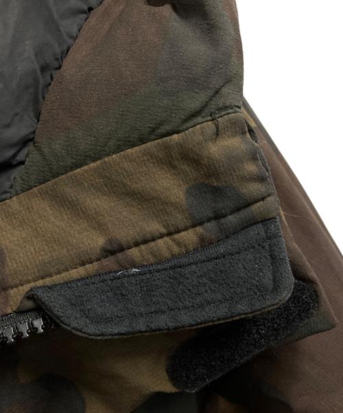 THE NORTH FACE（ザ ノース フェイス）THE NORTH FACE (ザ ノース フェイス) ダウンジャケット グリーン×ブラック×ブラウン サイズ:Lの古着・服飾アイテム