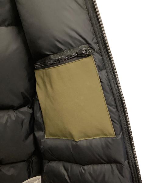 CANADA GOOSE（カナダグース）CANADA GOOSE (カナダグース) ダウンジャケット ブラウン×ブラック サイズ:M/Mの古着・服飾アイテム