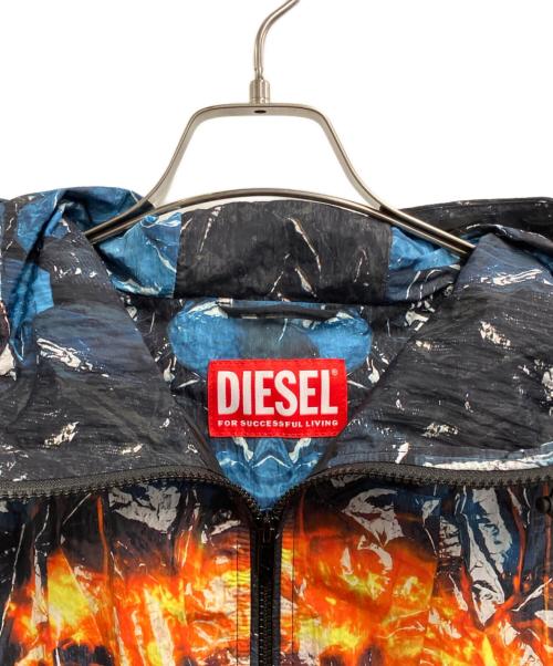 DIESEL（ディーゼル）DIESEL (ディーゼル) ナイロンジャケット ネイビー×オレンジ サイズ:SIZE 46の古着・服飾アイテム