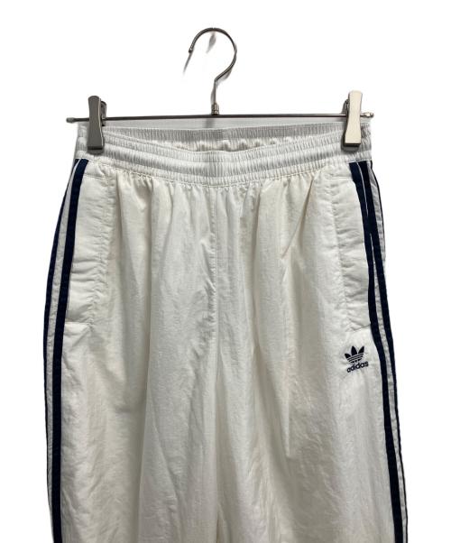 adidas（アディダス）adidas (アディダス) パンツ ホワイト サイズ:Sの古着・服飾アイテム