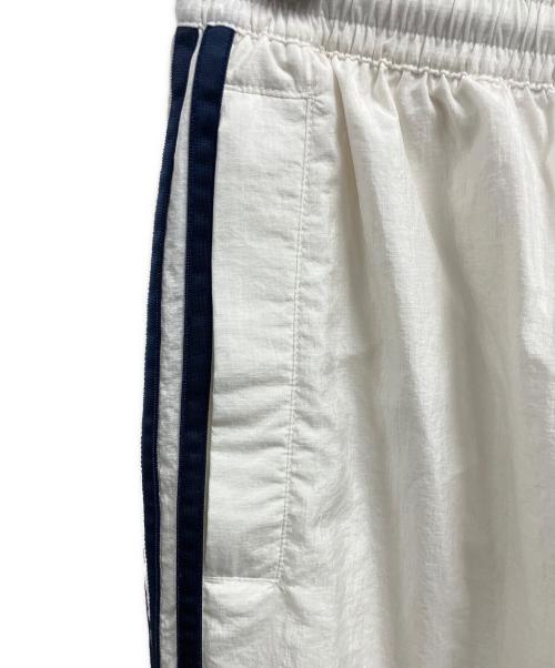 adidas（アディダス）adidas (アディダス) パンツ ホワイト サイズ:Sの古着・服飾アイテム