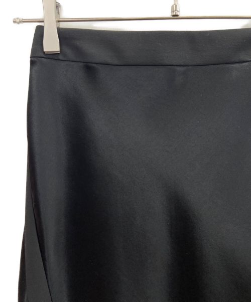 CINOH（チノ）CINOH (チノ) BLACK FORMAL BONDING ACETATE SATIN MARMAID SKIRT ブラック サイズ:FREEの古着・服飾アイテム