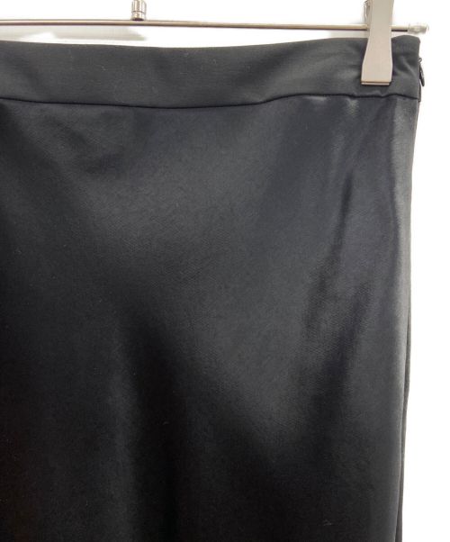 CINOH（チノ）CINOH (チノ) BLACK FORMAL BONDING ACETATE SATIN MARMAID SKIRT ブラック サイズ:FREEの古着・服飾アイテム