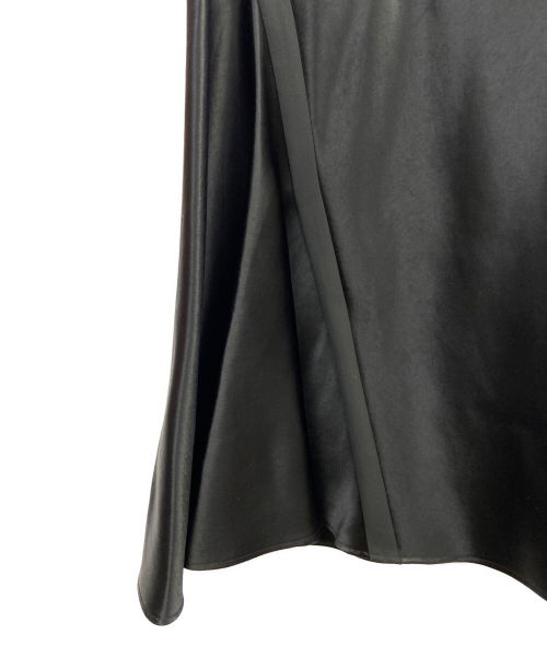 CINOH（チノ）CINOH (チノ) BLACK FORMAL BONDING ACETATE SATIN MARMAID SKIRT ブラック サイズ:FREEの古着・服飾アイテム