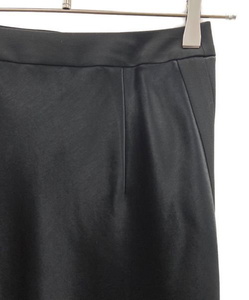 CINOH（チノ）CINOH (チノ) BLACK FORMAL BONDING ACETATE SATIN MARMAID SKIRT ブラック サイズ:FREEの古着・服飾アイテム