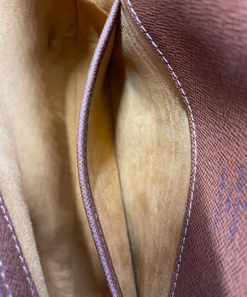 LOUIS VUITTON（ルイ ヴィトン）LOUIS VUITTON (ルイ ヴィトン) ショルダーバッグ ブラウンの古着・服飾アイテム