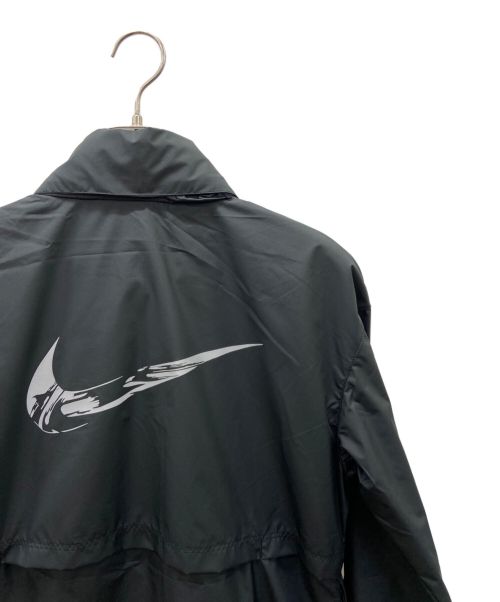 NIKE（ナイキ）NIKE (ナイキ) スウッシュ HBR ファスト フルジップウインド ジャケット ブラック サイズ:Mの古着・服飾アイテム