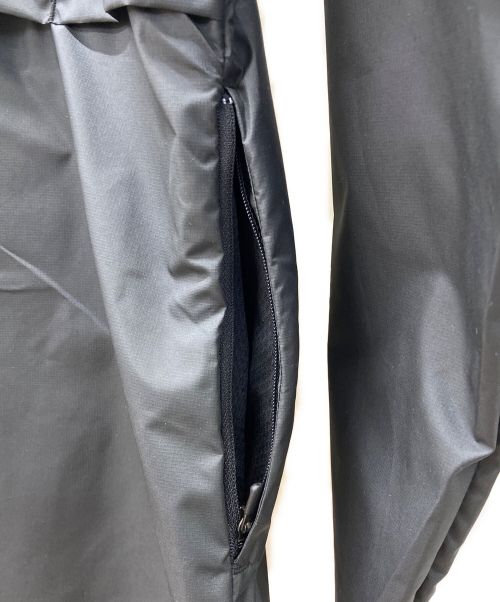 NIKE（ナイキ）NIKE (ナイキ) スウッシュ HBR ファスト フルジップウインド ジャケット ブラック サイズ:Mの古着・服飾アイテム