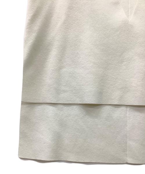 LE PHIL（ル フィル）LE PHIL (ル フィル) Vネックニットジレ ホワイト サイズ:FREEの古着・服飾アイテム
