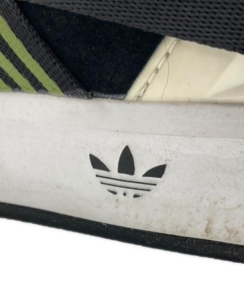 adidas（アディダス）adidas (アディダス) ハイカットスニーカー ブラック×グリーン×オレンジ サイズ:26.5の古着・服飾アイテム