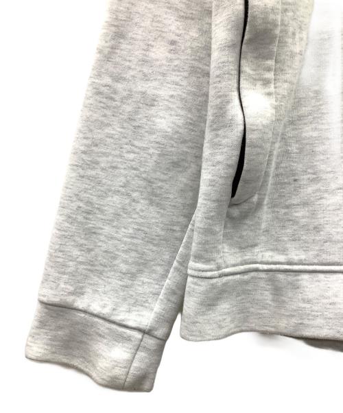 NIKE（ナイキ）NIKE (ナイキ) フルジップシーズナルフーディ アイボリー×グレー サイズ:Mの古着・服飾アイテム