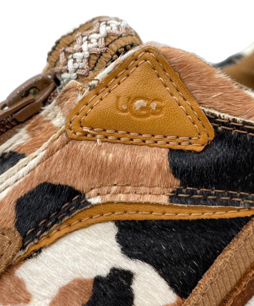 UGG（アグ）UGG (アグ) スニーカー ホワイト×ブラウン サイズ:24.5cmの古着・服飾アイテム