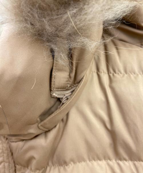 BLUE LABEL CRESTBRIDGE（ブルーレーベルクレストブリッジ）BLUE LABEL CRESTBRIDGE (ブルーレーベルクレストブリッジ) ダウンジャケット マルチカラー サイズ:36の古着・服飾アイテム