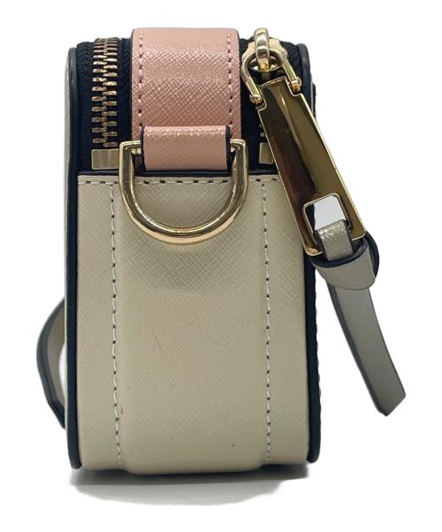 MARC JACOBS（マークジェイコブズ）MARC JACOBS (マークジェイコブス) Snapshot ベージュ×ピンクの古着・服飾アイテム