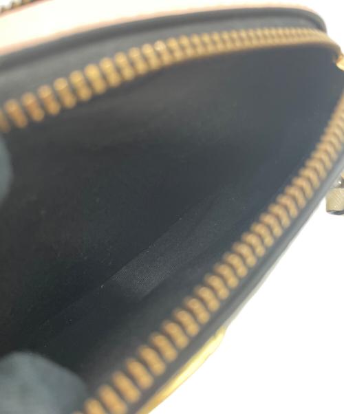 MARC JACOBS（マークジェイコブズ）MARC JACOBS (マークジェイコブス) Snapshot ベージュ×ピンクの古着・服飾アイテム