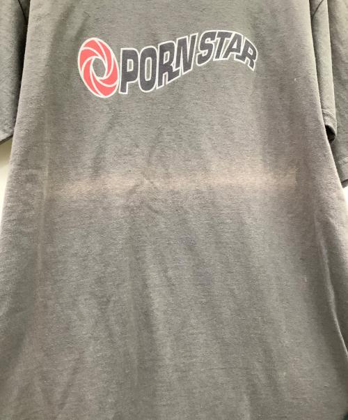 PORN STAR（ポルノスター）PORN STAR (ポルノスター) 半袖カットソー ブラウン サイズ:Mの古着・服飾アイテム