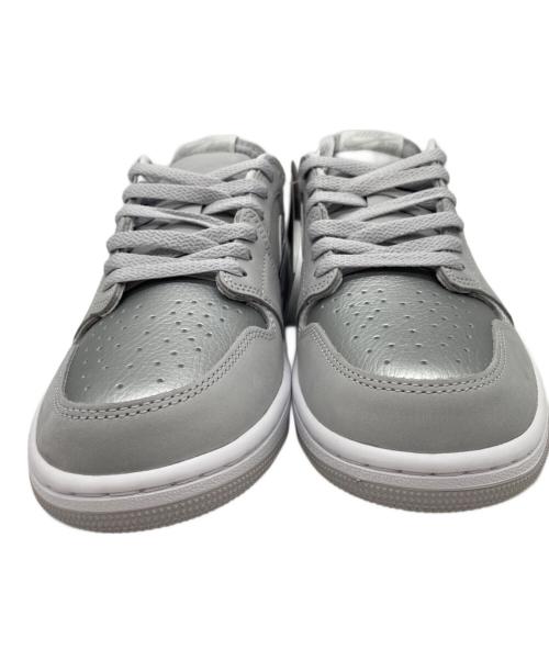 NIKE（ナイキ）NIKE (ナイキ) ローカットスニーカー グレー×シルバー サイズ:27.5cmの古着・服飾アイテム
