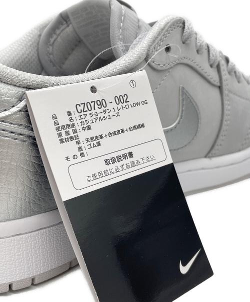 NIKE（ナイキ）NIKE (ナイキ) ローカットスニーカー グレー×シルバー サイズ:27.5cmの古着・服飾アイテム