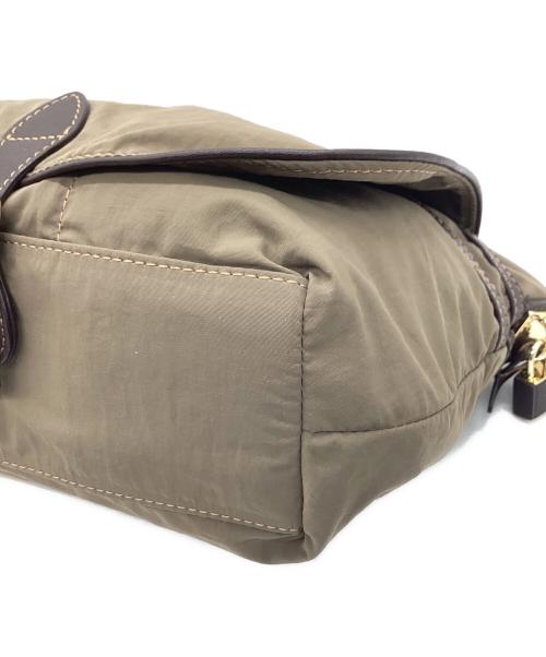 Activo（アクティーボ）ACTIVO (アクティーボ) ショルダーバッグ オリーブの古着・服飾アイテム