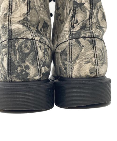 Dr.Martens（ドクターマーチン）Dr.Martens (ドクターマーチン) 8ホールブーツ ブラック×グレー サイズ:23cmの古着・服飾アイテム