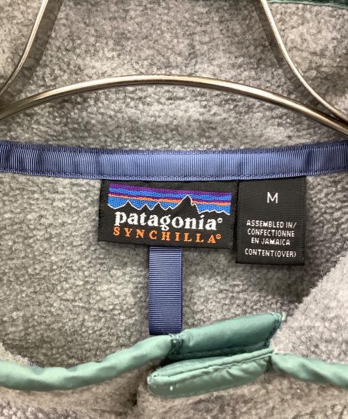 Patagonia（パタゴニア）Patagonia (パタゴニア) SYNCHILLA SNAP-T グリーン×グレー サイズ:Mの古着・服飾アイテム