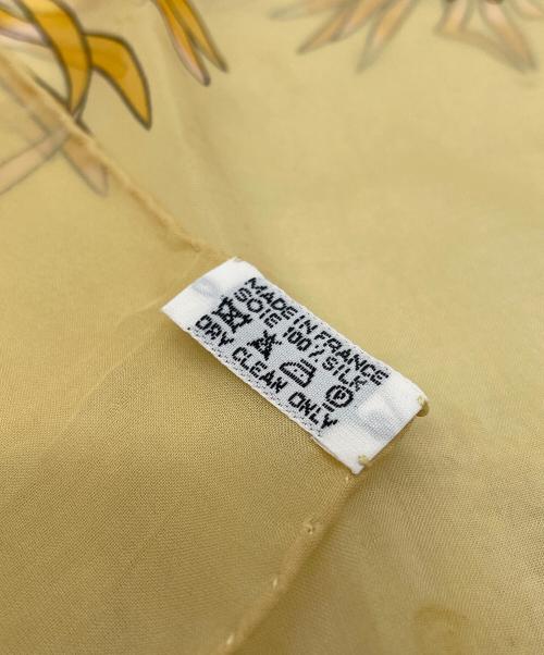 HERMES（エルメス）HERMES (エルメス) 大判シルクスカーフ イエローの古着・服飾アイテム