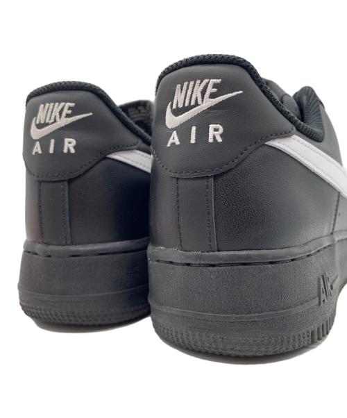 NIKE（ナイキ）NIKE (ナイキ) AIR FORCE 1 07 ブラック×ホワイト サイズ:27cmの古着・服飾アイテム