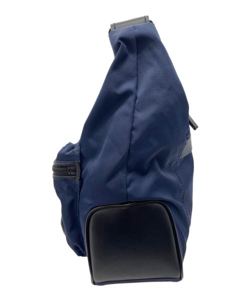 ZERO HALLIBURTON（ゼロ ハリバートン）ZERO HALLIBURTON (ゼロ ハリバートン) ショルダーバッグ ネイビーの古着・服飾アイテム