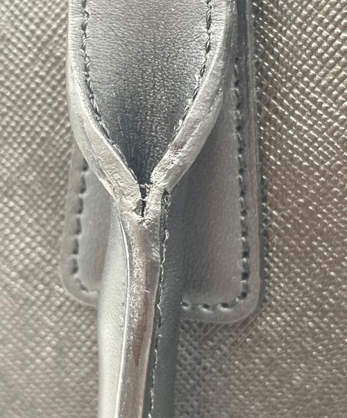 BURBERRY（バーバリー）BURBERRY (バーバリー) レザーハンドバッグ ブラックの古着・服飾アイテム