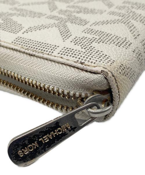 MICHAEL KORS（マイケル・コース）MICHAEL KORS (マイケルコース) ラウンドファスナー財布 アイボリーの古着・服飾アイテム