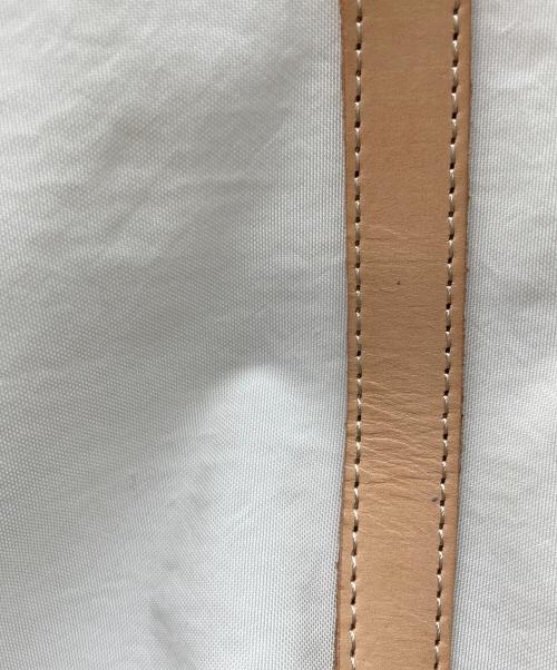 TIDE WAY（タイドウェイ）TIDE WAY (タイドウェイ) ハンドバッグ ホワイト×ベージュの古着・服飾アイテム