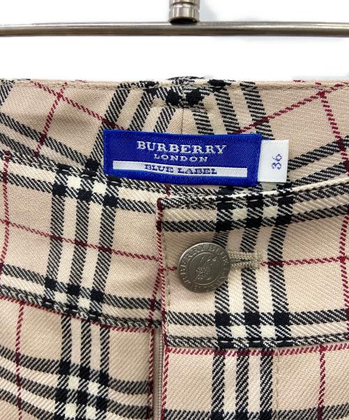 BURBERRY BLUE LABEL（バーバリーロンドンブルーレーベル）BURBERRY BLUE LABEL (バーバリーロンドンブルーレーベル) ストレートパンツ ブラウン サイズ:S 未使用品の古着・服飾アイテム