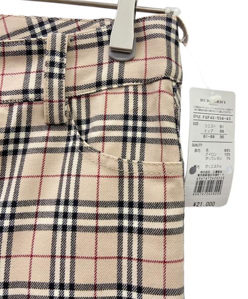 BURBERRY BLUE LABEL（バーバリーロンドンブルーレーベル）BURBERRY BLUE LABEL (バーバリーロンドンブルーレーベル) ストレートパンツ ブラウン サイズ:S 未使用品の古着・服飾アイテム